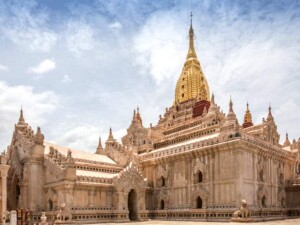 Ananda temple bagan Vecchia