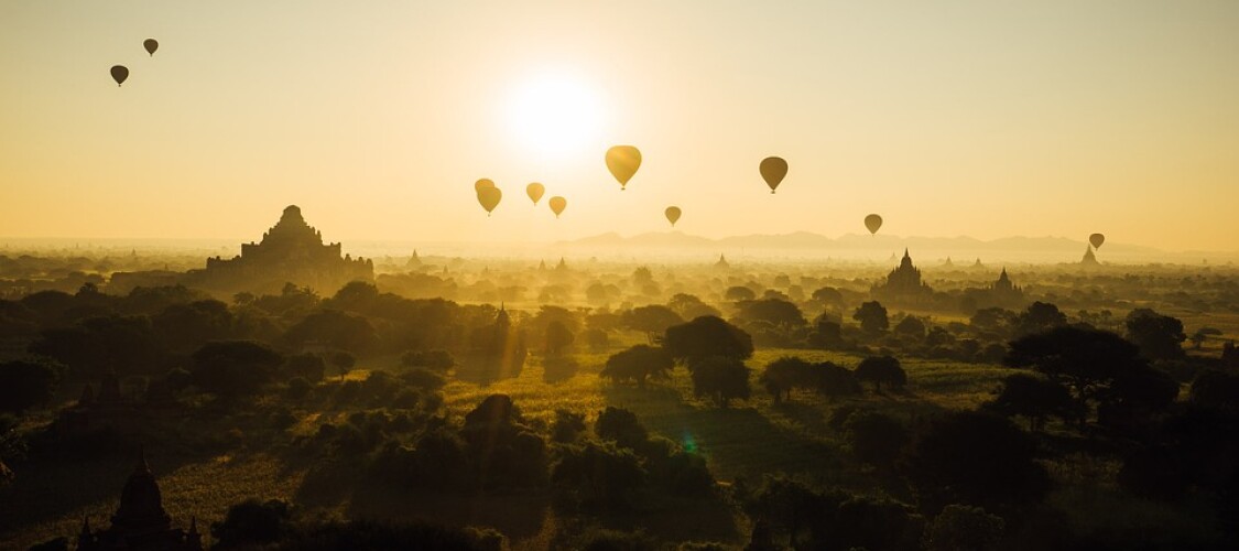 Scopri i migliori Tour e attività per visitare la Valle dei Templi di Bagan