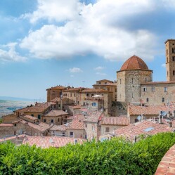 Toscana: 6 Borghi da visitare per fuggire dall'Overtourism di Firenze