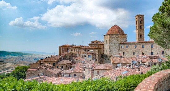 Toscana: 6 Borghi da visitare per fuggire dall'Overtourism di Firenze