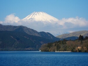 lake ashi monte fuji giappone