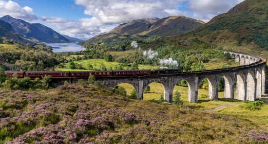Hogwarts Express: Viaggia a bordo del treno The Jacobite in stile Harry Potter