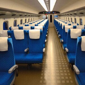 Shinkansen treno
