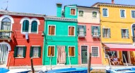 case colorate burano venezia vivicity