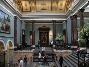 National Gallery Hall Wikimedia Commons